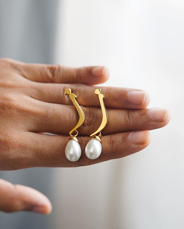 18k Gold Calligraphed Earrings